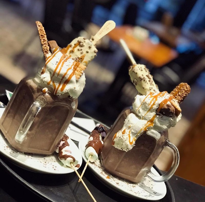 Lemar Cafe Corner