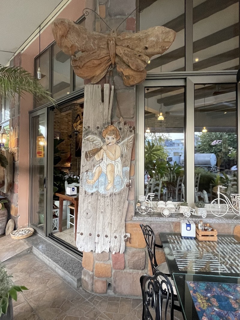 Alesta Restaurant