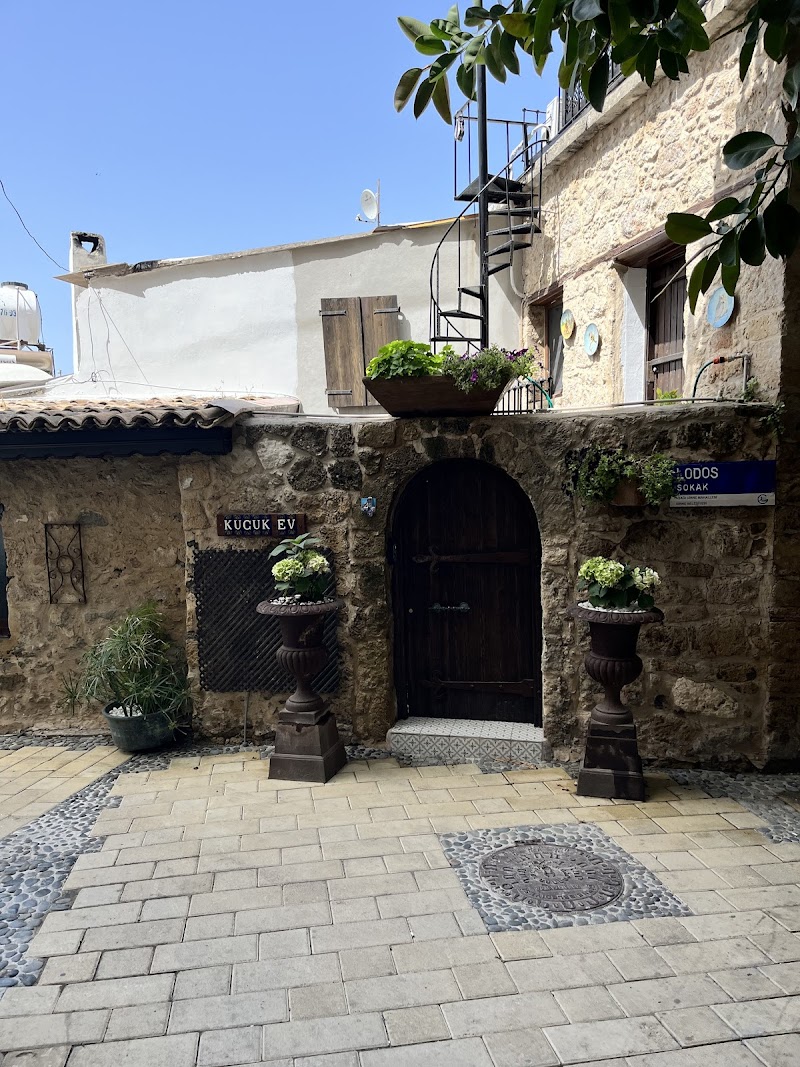 The Stone Arch Restaurant